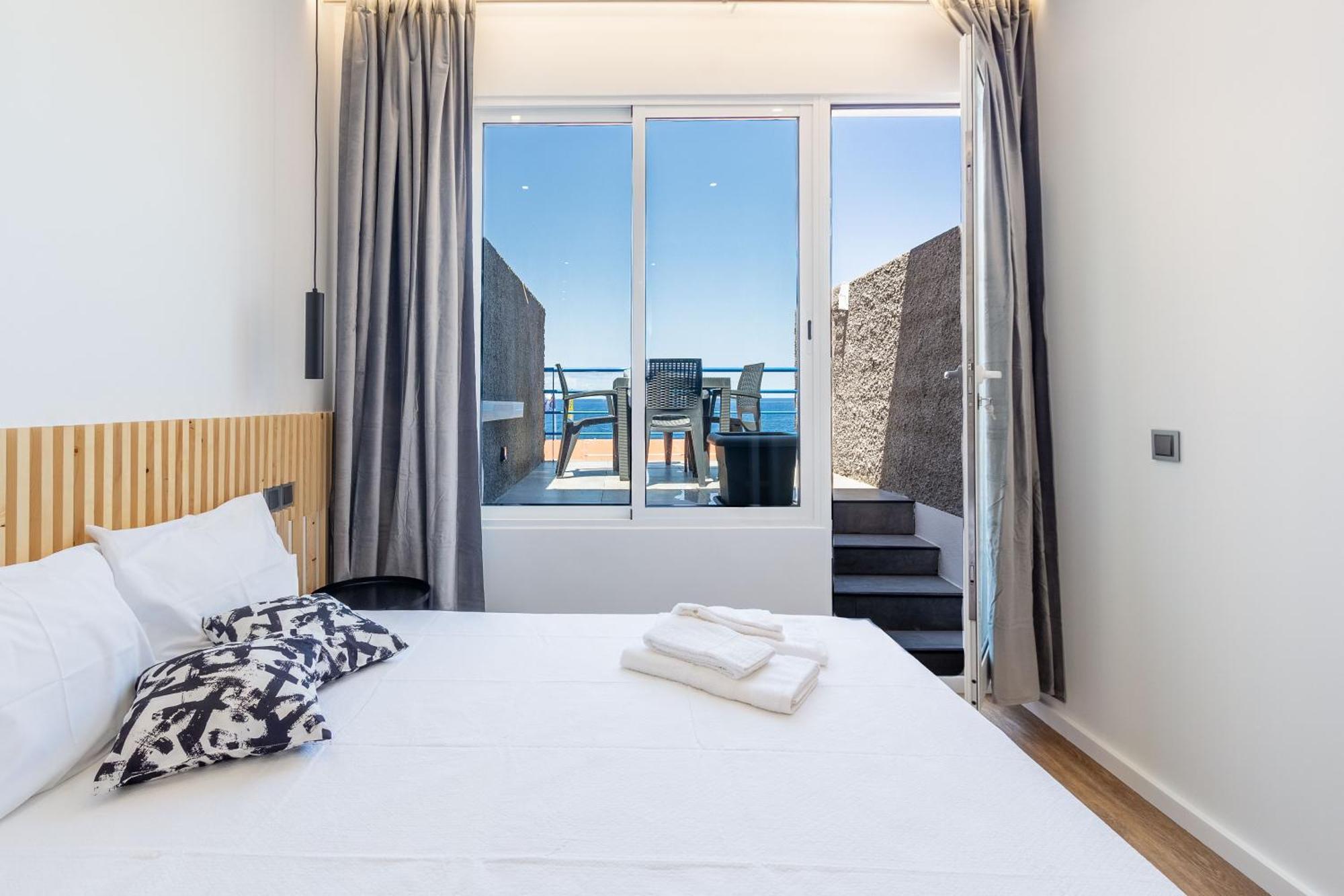 The Jolie - Apartments By The Ocean Porto Moniz Exteriör bild